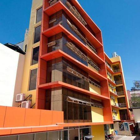 M Citi Suites Cebú Exterior foto